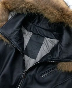 Donna D'Arienzo 627 - Parka in pelle nera con cappuccio in pelliccia effetto liscio