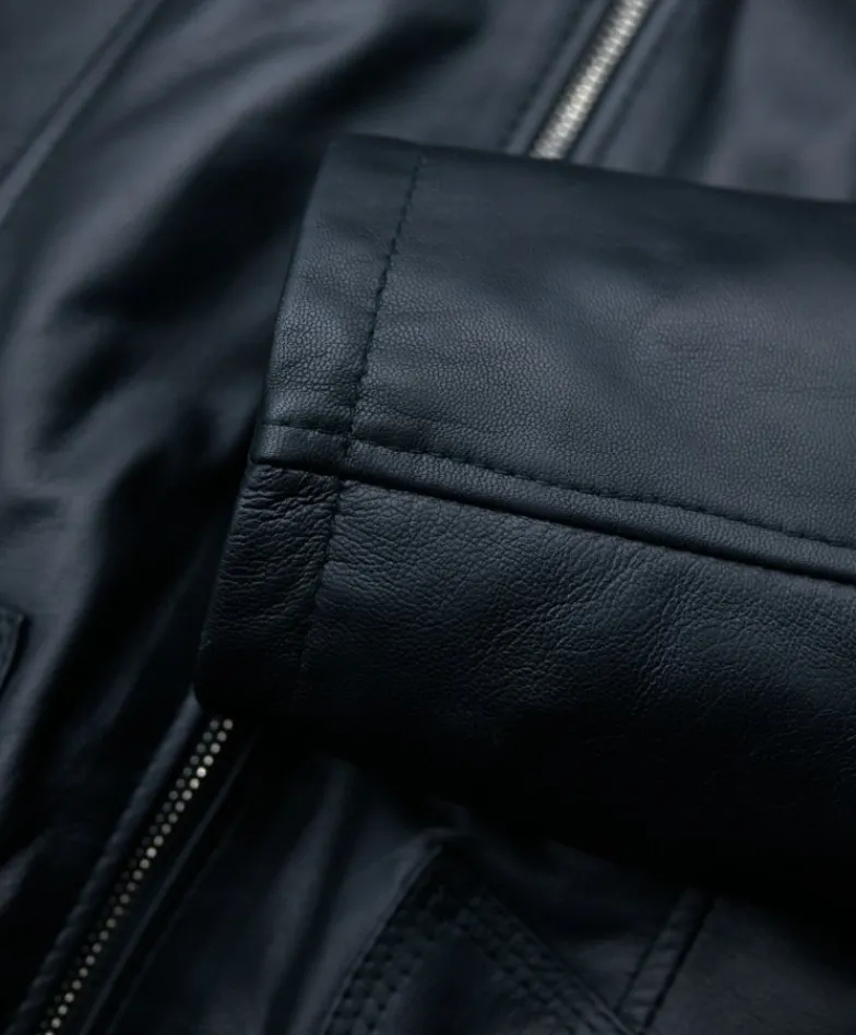 Donna D'Arienzo 627 - Parka in pelle nera con cappuccio in pelliccia effetto liscio