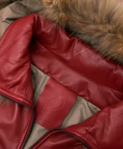 Donna D'Arienzo 627 - Parka in pelle rossa con cappuccio in pelliccia effetto liscio