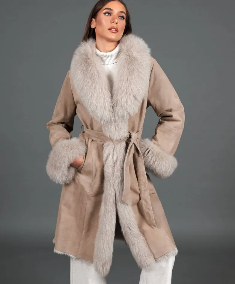 Donna D'Arienzo Ada - Cappotto in montone scamosciato beige con bordi in volpe