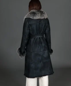 Donna D'Arienzo Ada - Cappotto in pelliccia di lapin nappato nero con collo in volpe brinata