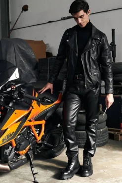 Uomo D'Arienzo Chiodo biker - Chiodo biker in pelle nera con cintura nappa effetto liscio