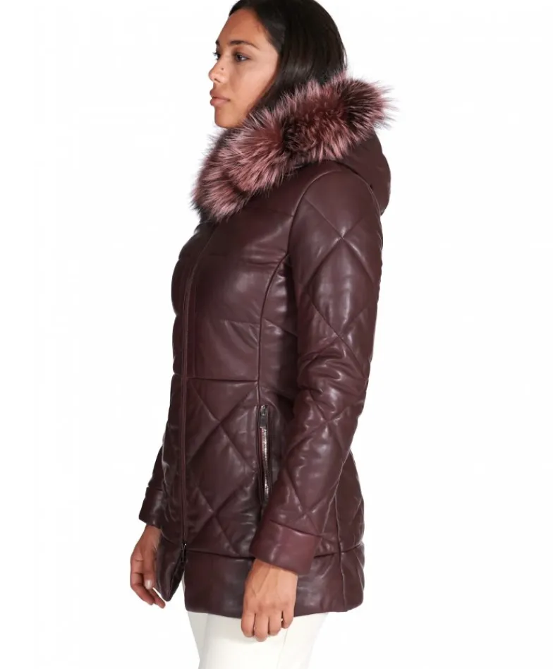 Donna D'Arienzo Chloe - Piumino in pelle naturale bordeaux con cappuccio bordato pelliccia