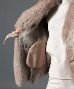 Donna D'Arienzo Clara - Giacca in montone scamosciato beige con collo in volpe