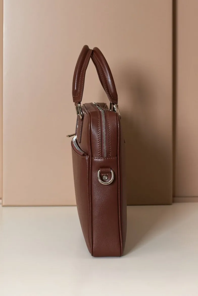 D'Arienzo Dylan - Borsa Ventiquattrore in pelle di vitello marrone saffiano tasca zip