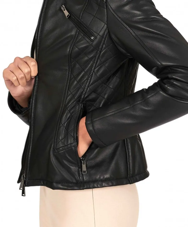 Donna D'Arienzo Geny - Giubbotto moto in pelle nera trapuntata effetto vintage