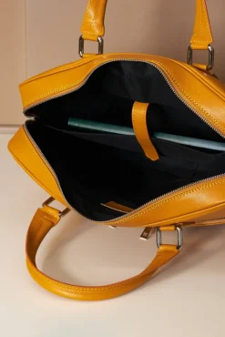 D'Arienzo Justin - Borsa Ventiquattrore in pelle di vitello ocra saffiano con doppia tasca