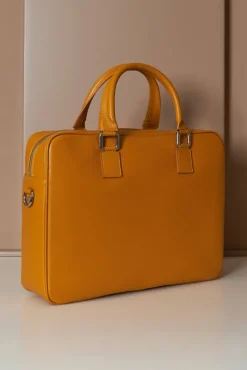 D'Arienzo Justin - Borsa Ventiquattrore in pelle di vitello ocra saffiano con doppia tasca