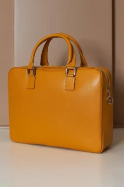 D'Arienzo Justin - Borsa Ventiquattrore in pelle di vitello ocra saffiano con doppia tasca