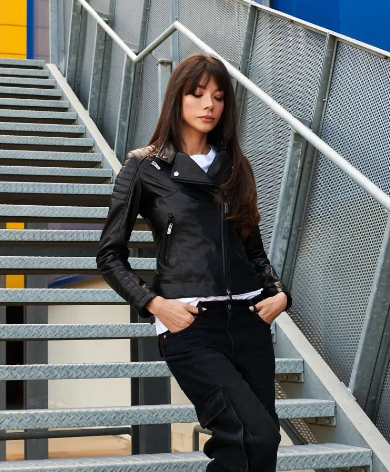 Donna D'Arienzo Karim Trap - Giacca moto in pelle vegetale nera trapuntata effetto vintage