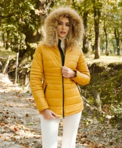 Donna D'Arienzo Ladies - Piumino in pelle ocra con cappuccio pelliccia effetto liscio