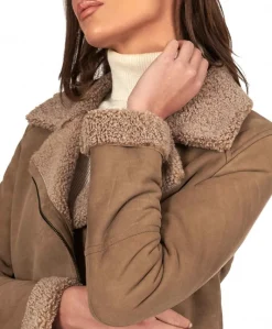 Donna D'Arienzo Malù - Montone shearling fango con cintura e cerniera trasversale