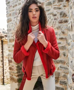 Donna D'Arienzo Malù - Montone shearling rosso con cintura e cerniera trasversale