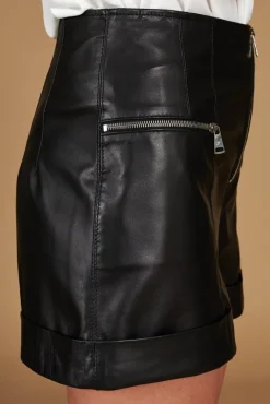 Donna D'Arienzo Maya - Pantaloncino sfoderato in pelle nera nappa effetto liscio