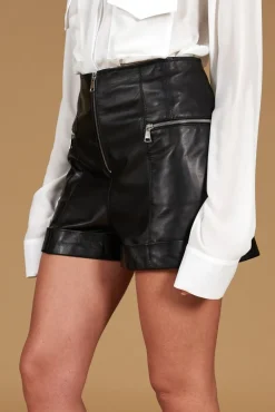Donna D'Arienzo Maya - Pantaloncino sfoderato in pelle nera nappa effetto liscio