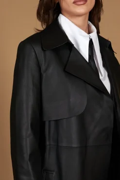 Donna D'Arienzo Sienna - Cappotto in pelle nera nappa effetto liscio con cintura