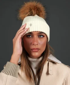 Donna D'Arienzo Taylor - Cappello in lana panna con pompon in pelliccia colore naturale