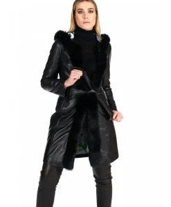 Donna D'Arienzo Tina - Cappotto in pelle nera con cappuccio bordato pelliccia