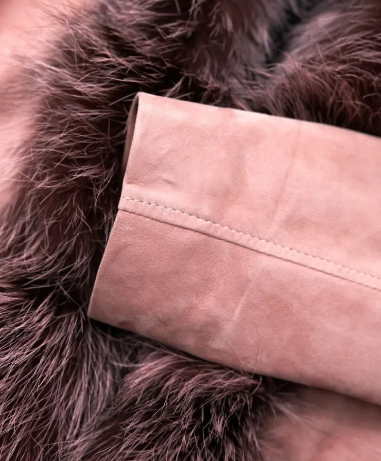 Donna D'Arienzo Tina - Cappotto in pelle scamosciata rosa con cappuccio bordato pelliccia